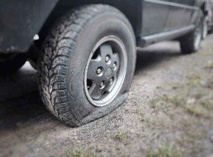 Flat-Tire-Change-Great-Divide-Towing-and-Recovery